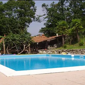 Tschang Wilma Vakantieboerderij Castelveccana
